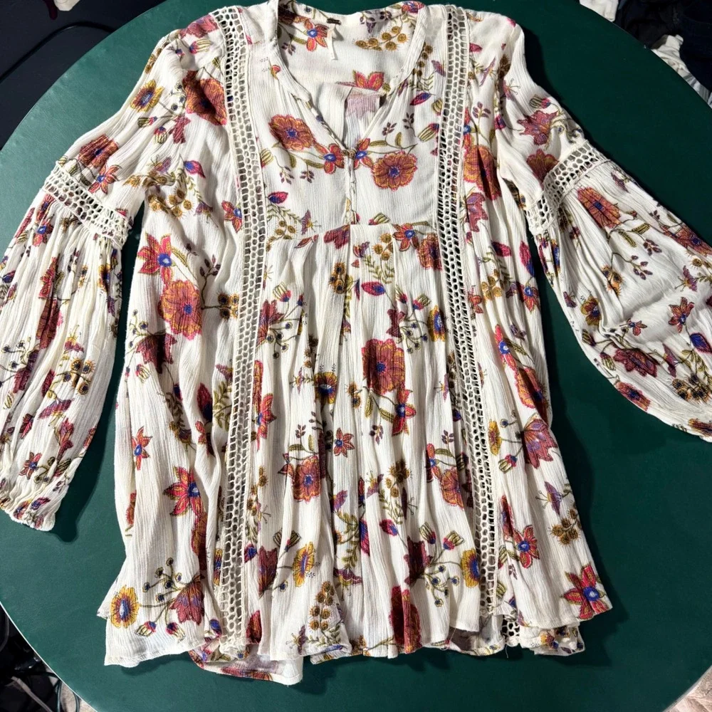Free People Just The Two of Us Floral Tunic Top Cream Med Hippie Peasant Folk